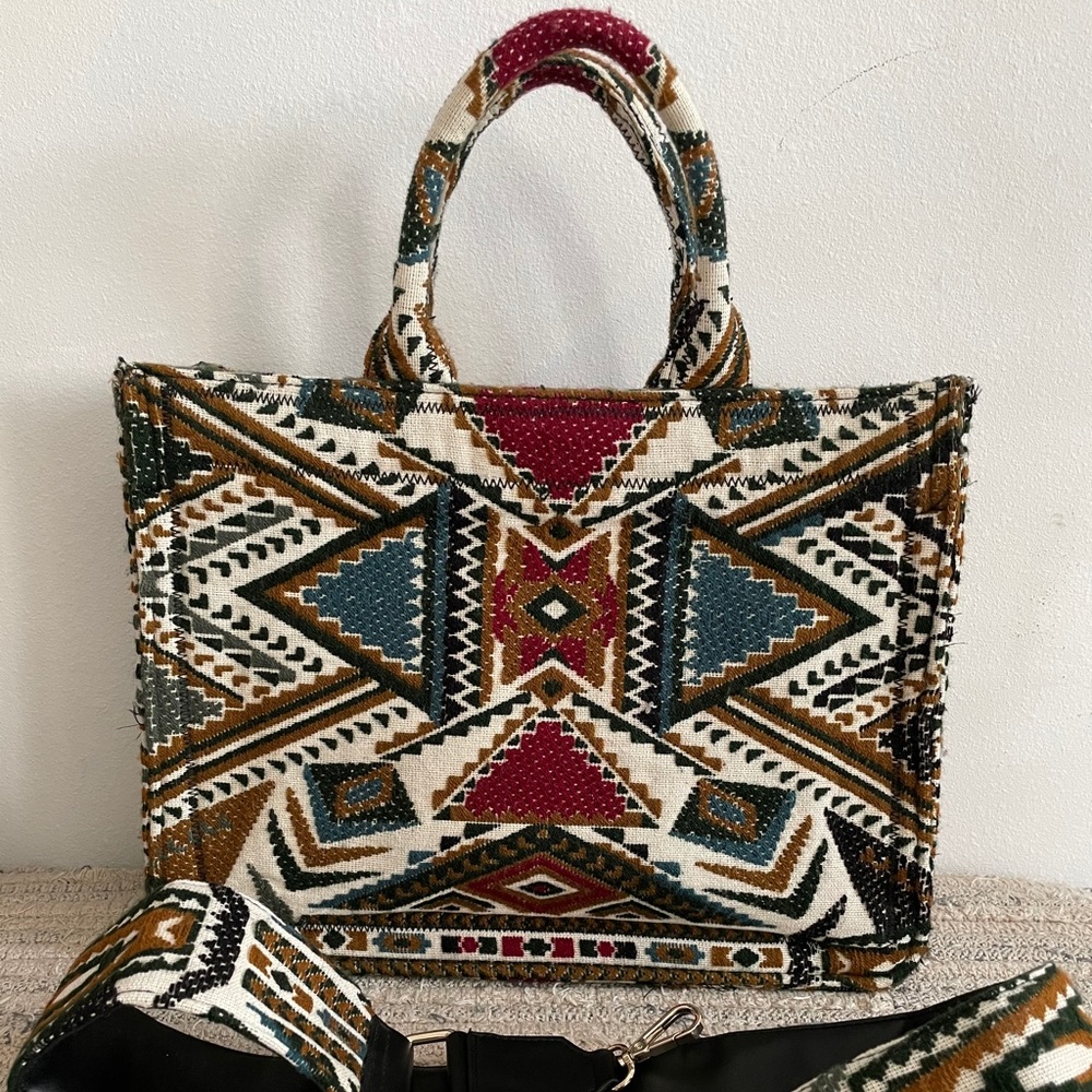 Zara book tote